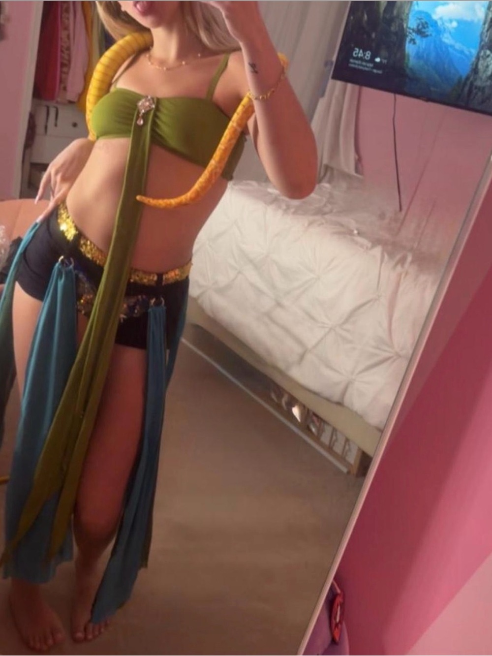 Dolls kill Brittany Spears costume - Picture 2 of 3